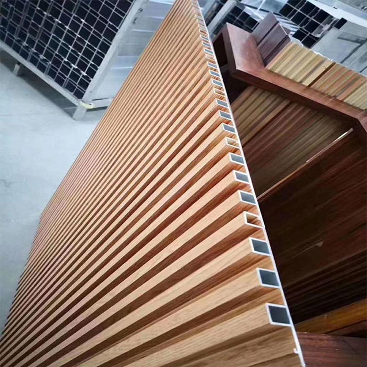 PVDF আবরণ অ্যালুমিনিয়াম গ্রেট ওয়াল প্যানেল